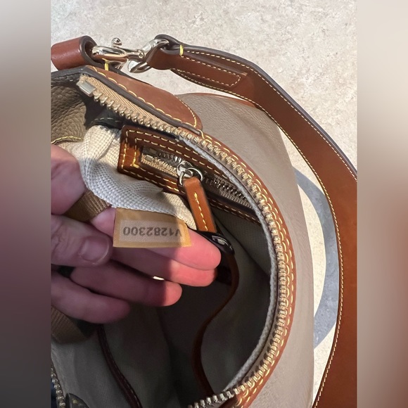 Dooney & Bourke Pebble Grain Small Hobo Taupe. EUC - Picture 6 of 11